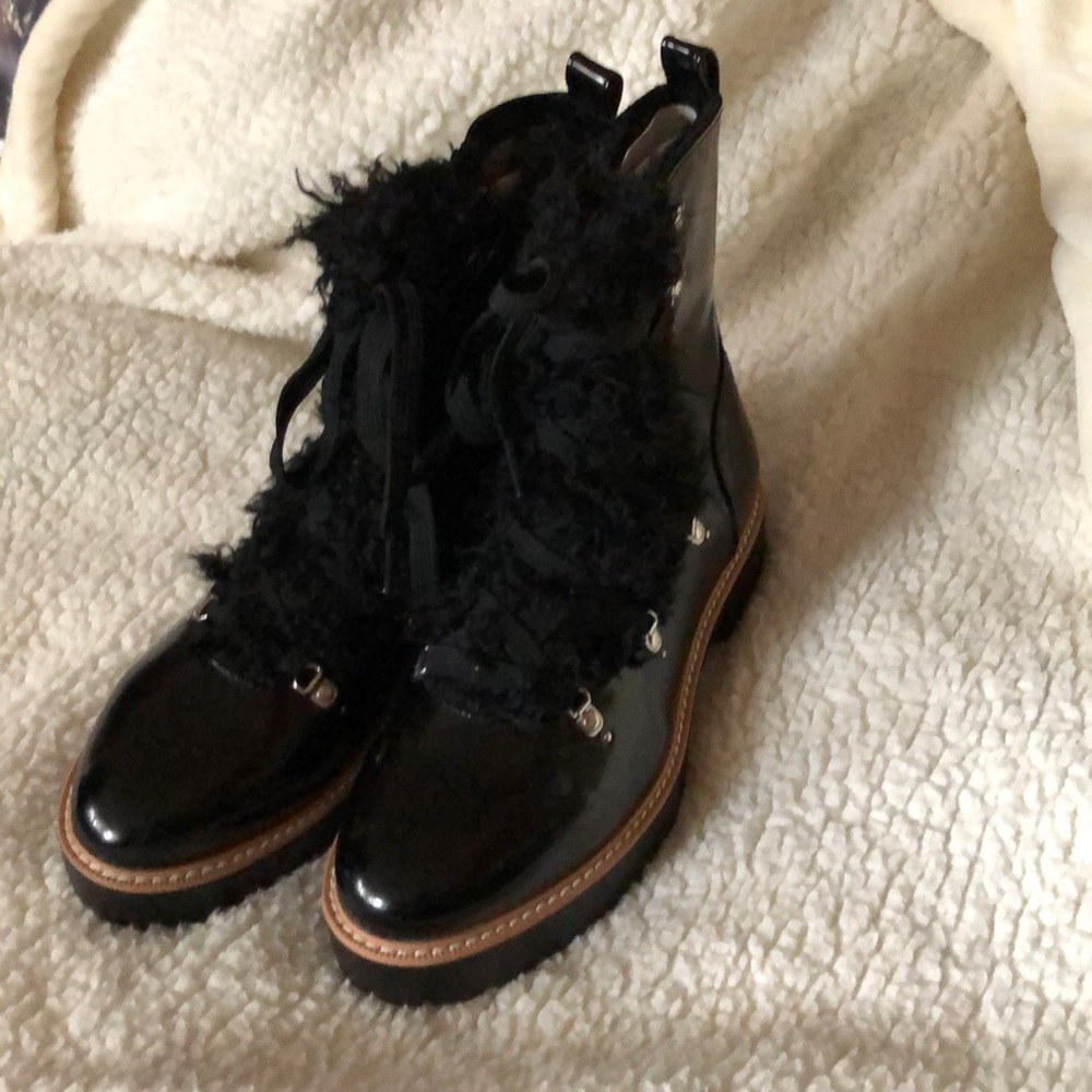 H&M faux patent fuzzy lace up boot. Lined  8.5 NWT